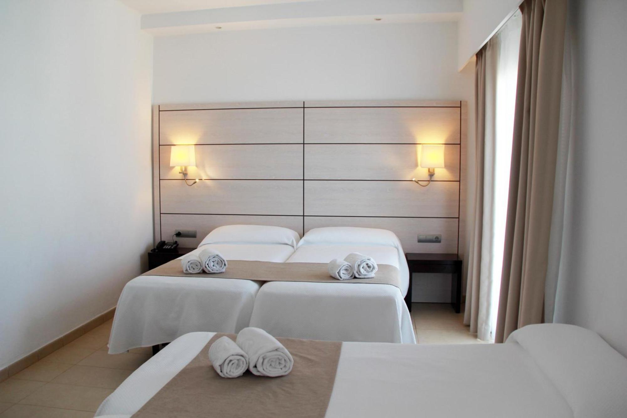 Hotel Puchet Ibiza Sant Antoni de Portmany Dış mekan fotoğraf