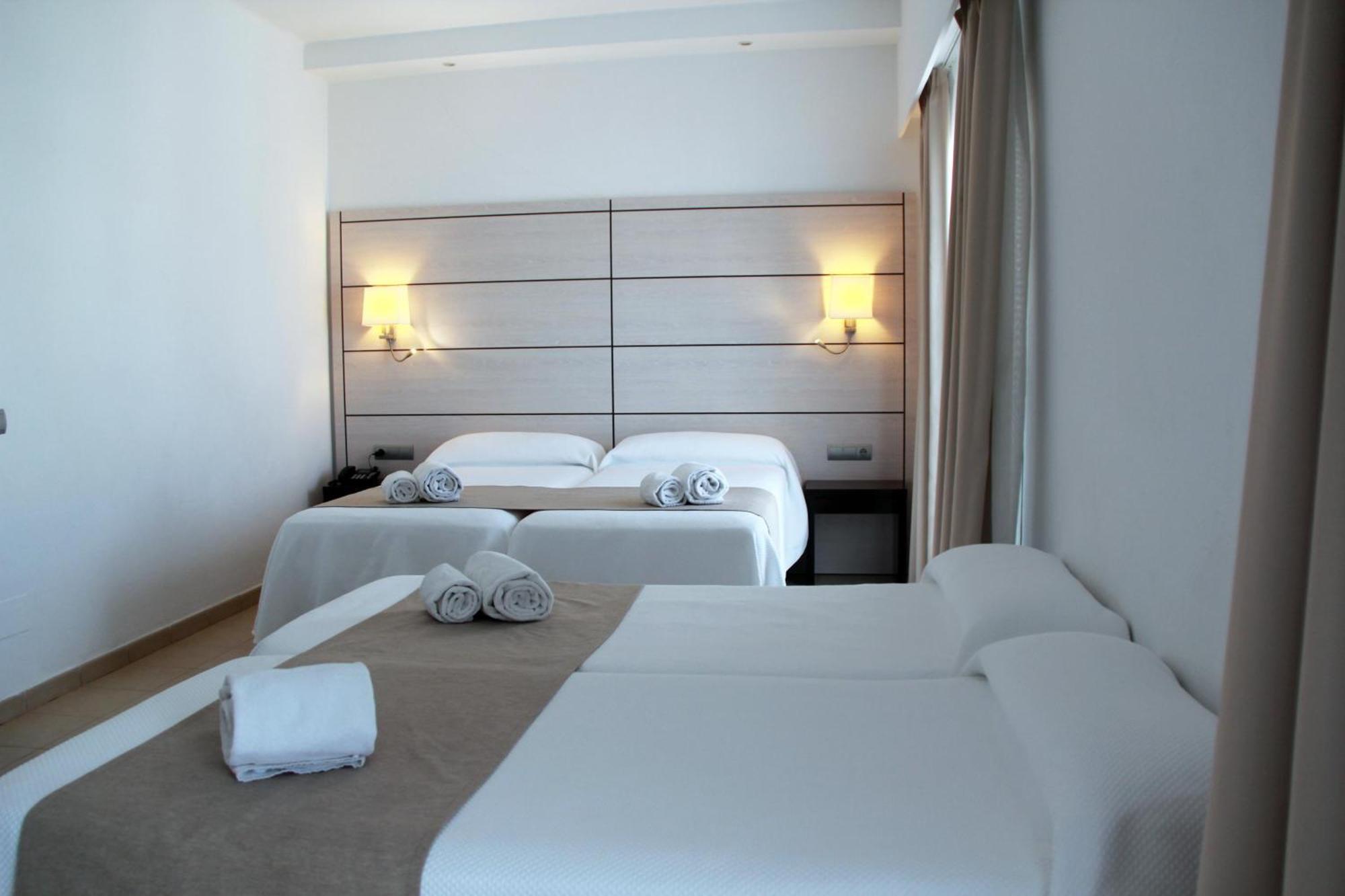 Hotel Puchet Ibiza Sant Antoni de Portmany Dış mekan fotoğraf