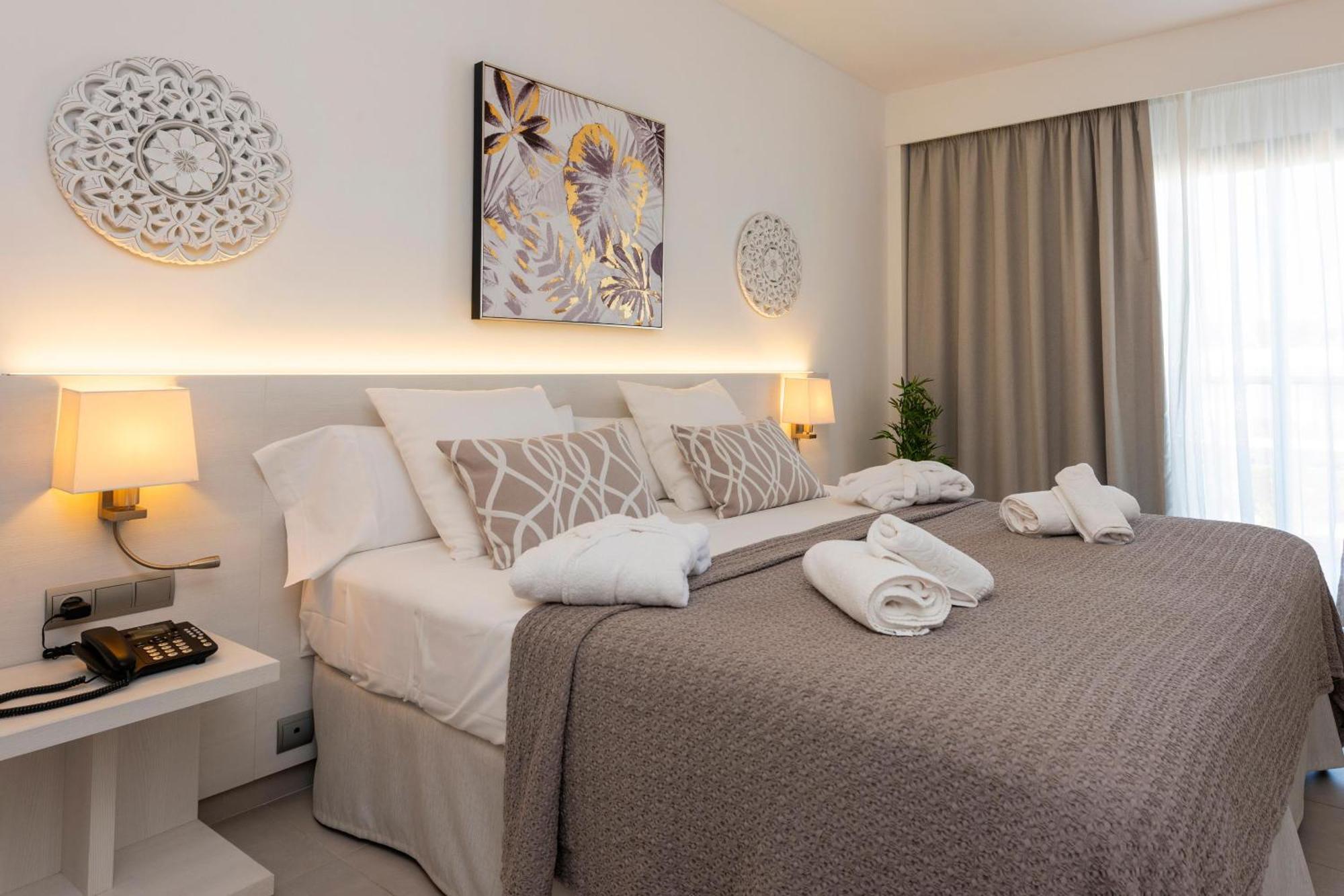 Hotel Puchet Ibiza Sant Antoni de Portmany Dış mekan fotoğraf